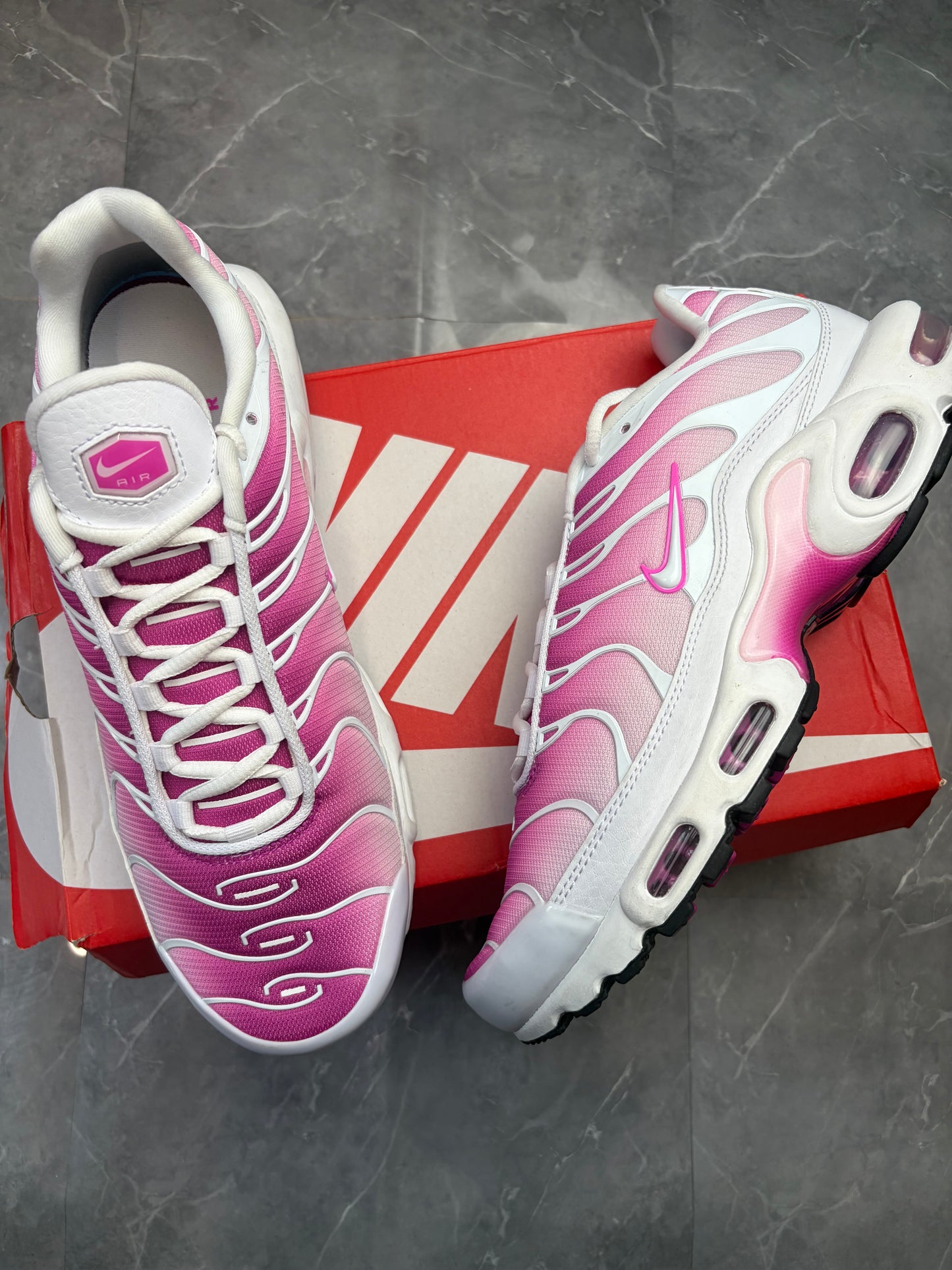 Airmax TN Plus Pink Fade