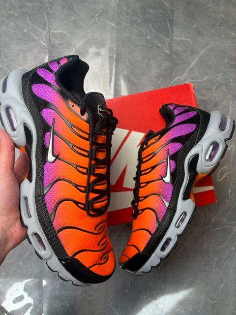 Airmax Plus TN Orange Fushsia